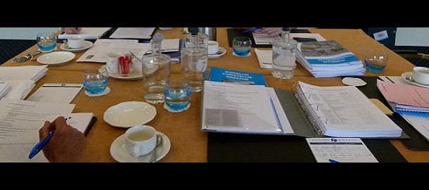 Vergadertafel banner